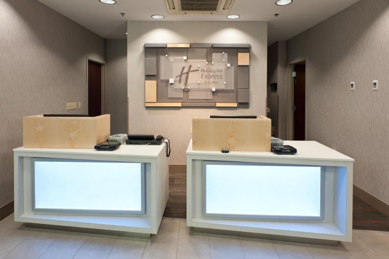 Holiday Inn Express Hotel & Suites Scott-Lafayette West By Ihg Buitenkant foto